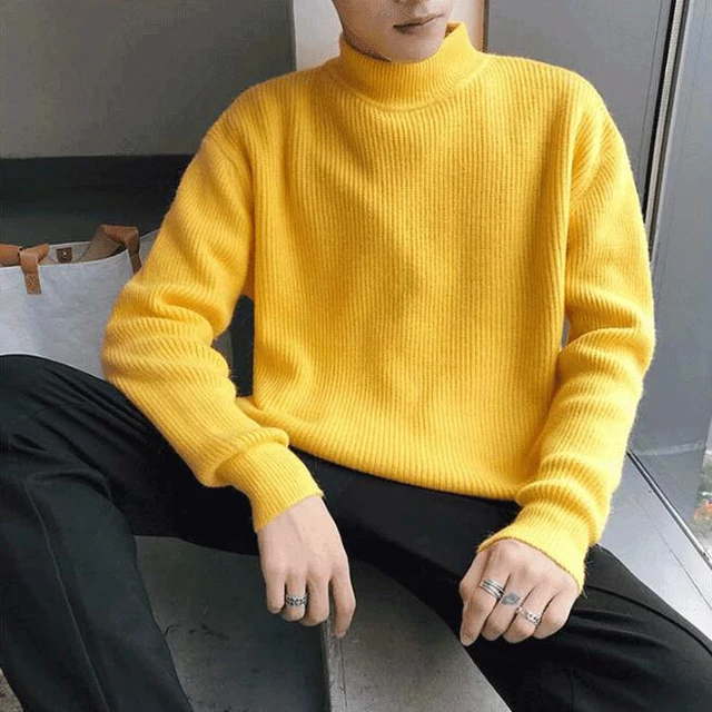 The Yellow Turtleneck: A Bold Choice for Men’s Fashion